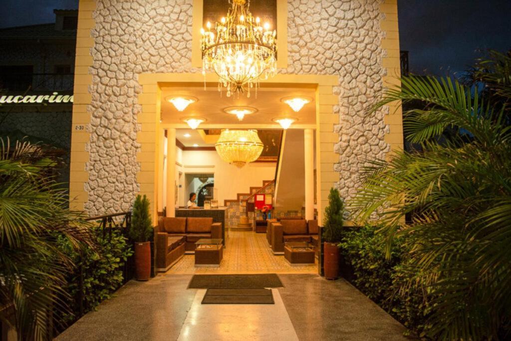 Hotel Chucarima Кукута Екстер'єр фото