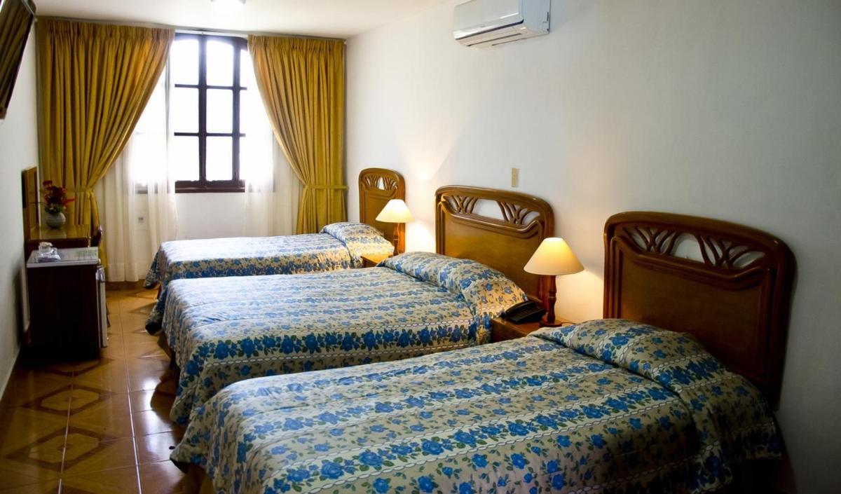 Hotel Chucarima Кукута Екстер'єр фото
