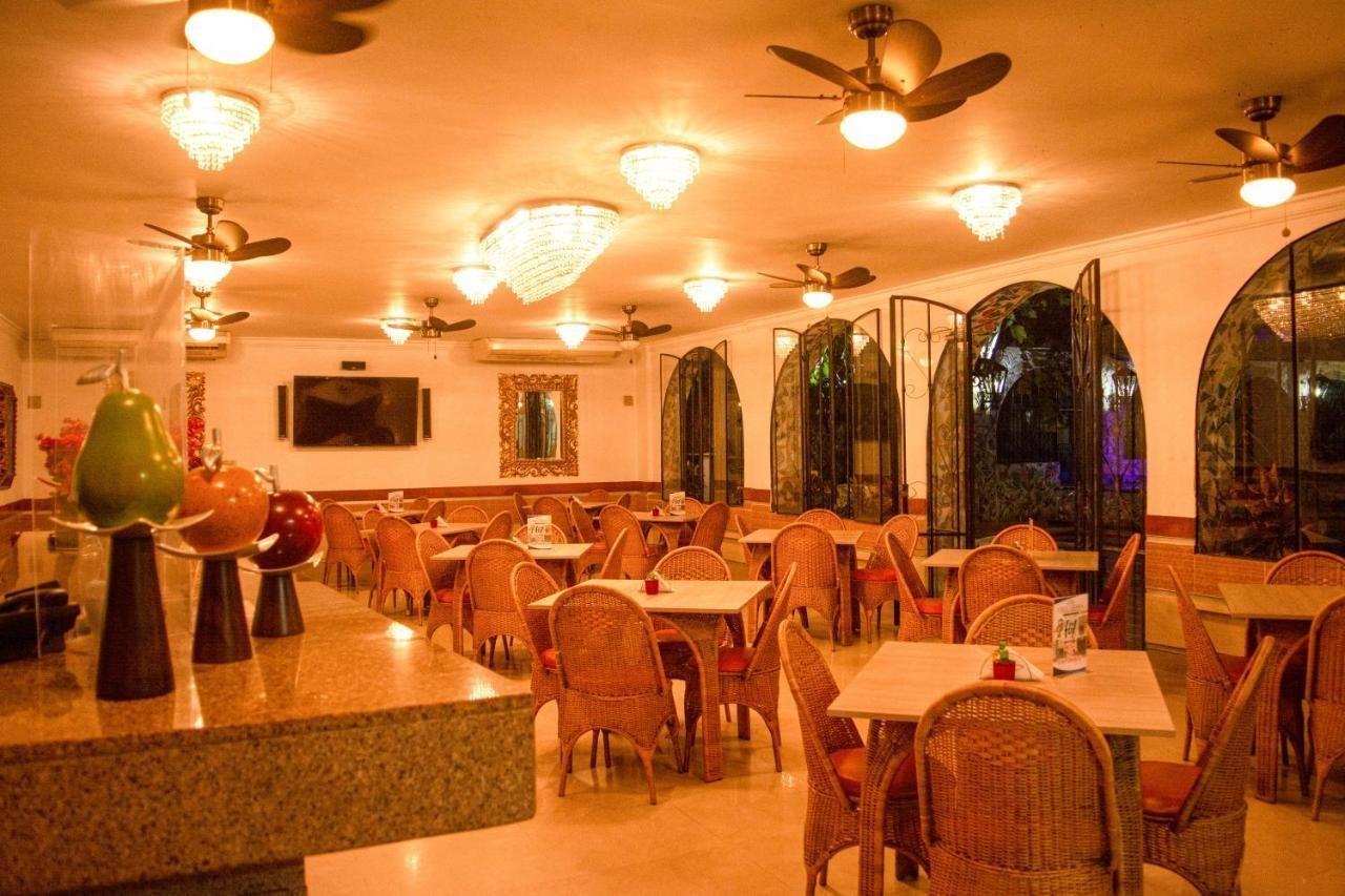 Hotel Chucarima Кукута Екстер'єр фото