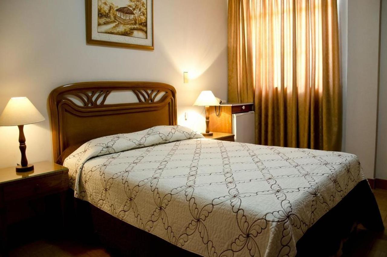 Hotel Chucarima Кукута Екстер'єр фото