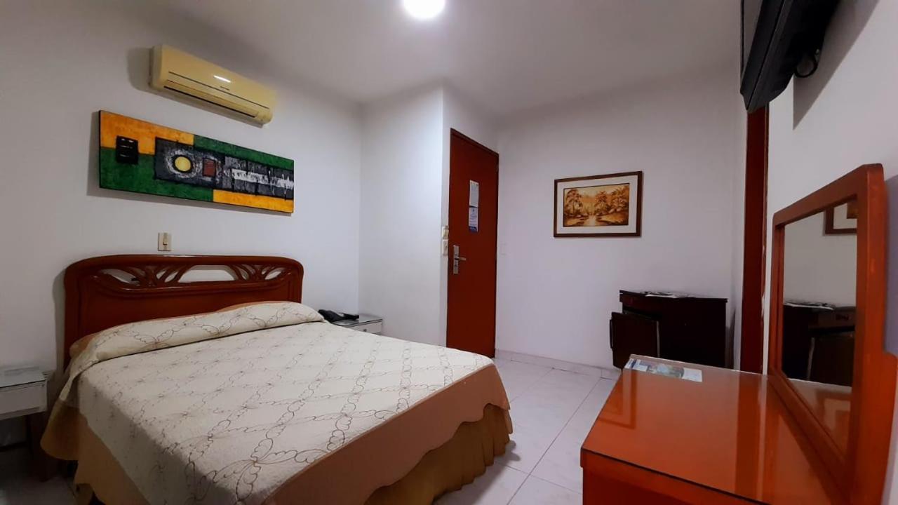 Hotel Chucarima Кукута Екстер'єр фото
