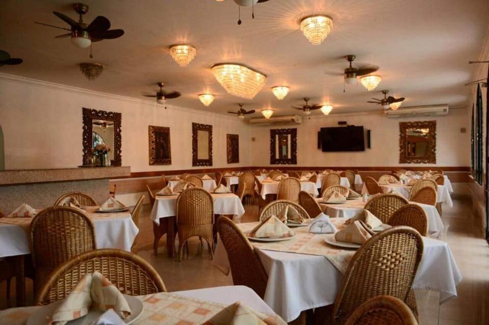 Hotel Chucarima Кукута Екстер'єр фото